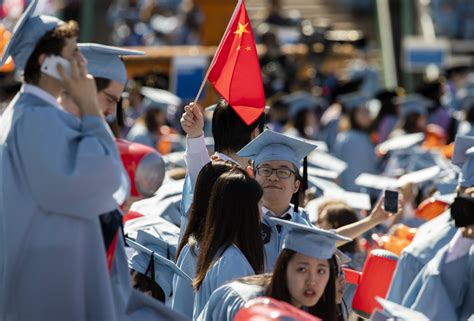 are chinese students returning to china